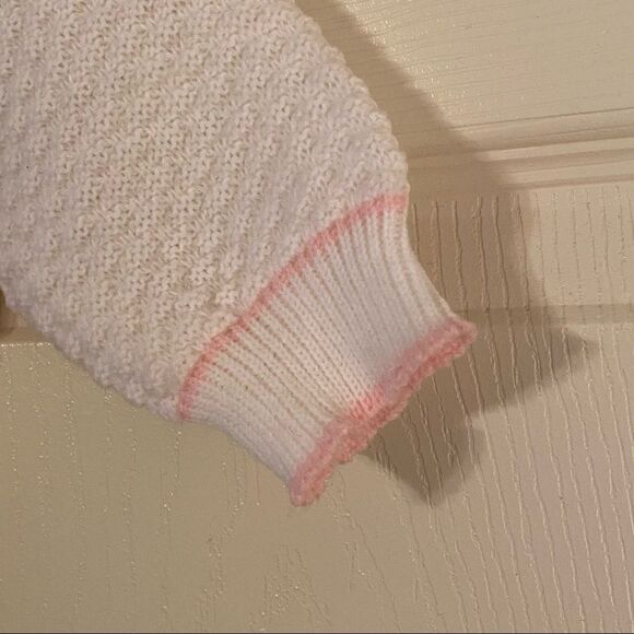 Vintage GIRLS Knitted Rabbit CARDIGAN With Booties & Hat - Picture 2 of 7